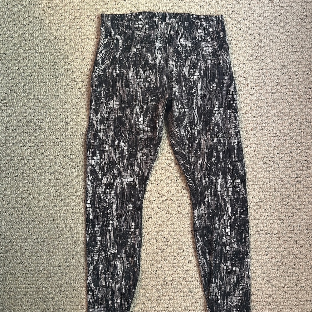 Lululemon Instill Yoga Pant 25” Inseam